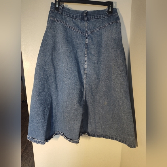 Vintage 90's Blue Denim Skirt With Pockets,Midi Button Down Front Size 13 Junior - Picture 2 of 3